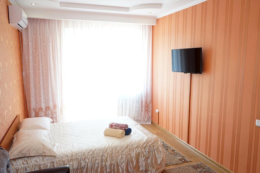 Apartment On Kniaziv Koriatovychiv 카미야네치포딜시키 외부 사진