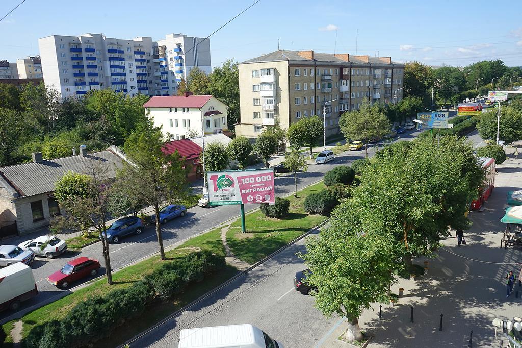 Apartment On Kniaziv Koriatovychiv 카미야네치포딜시키 외부 사진